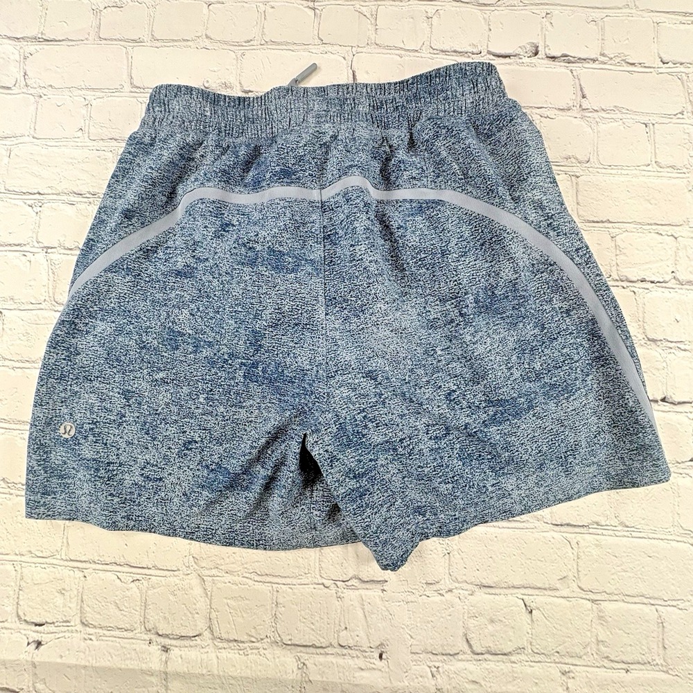 Lululemon Mens Pace Breaker Shorts Small 4'' Inseam Blue Gym - Picture 2 of 7